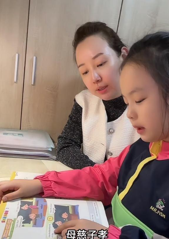 太无知！关凌硬挤儿子脸上痘，导致严重感染，做手术缝4针恐留疤(图20)