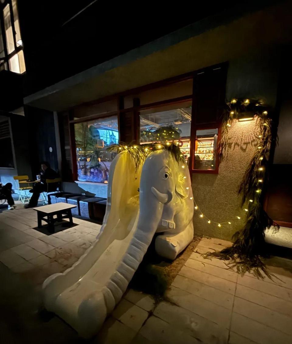 姚晨回福州探亲 90岁三舅仍住在老破小里 和她长得一模一样 祖传大嘴(图6)