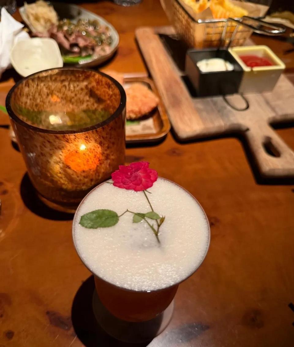 姚晨回福州探亲 90岁三舅仍住在老破小里 和她长得一模一样 祖传大嘴(图8)