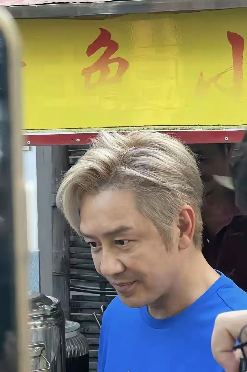 老天呐,差点没认出来, 居然老成这样了!这可是当年最帅的段誉啊(图3) 老天呐,差点没认出来, 居然老成这样了!这可是当年最帅的段誉啊(图3)