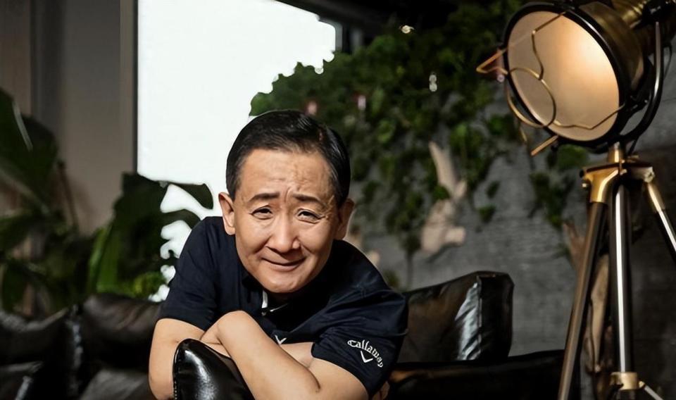 梁天现状：66岁微微发福，儿子是北大高材生，女儿和侄女长得很像(图4)