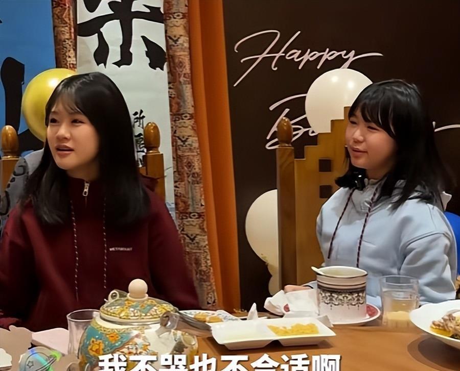 陆毅庆祝50岁生日，两个女儿偷偷抹眼泪：爸爸怎么一下子就老了？(图16)