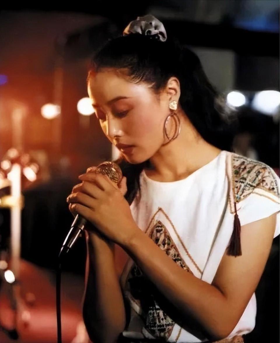 “初代冯女郎”刘蓓：天生大青衣，却频因感情影响事业？可惜了(图13)