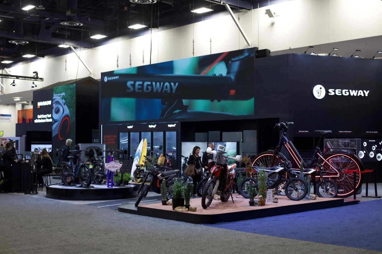 九号公司CES 2026发布多款新品 E-bike与割草机器人技术升级(图1)