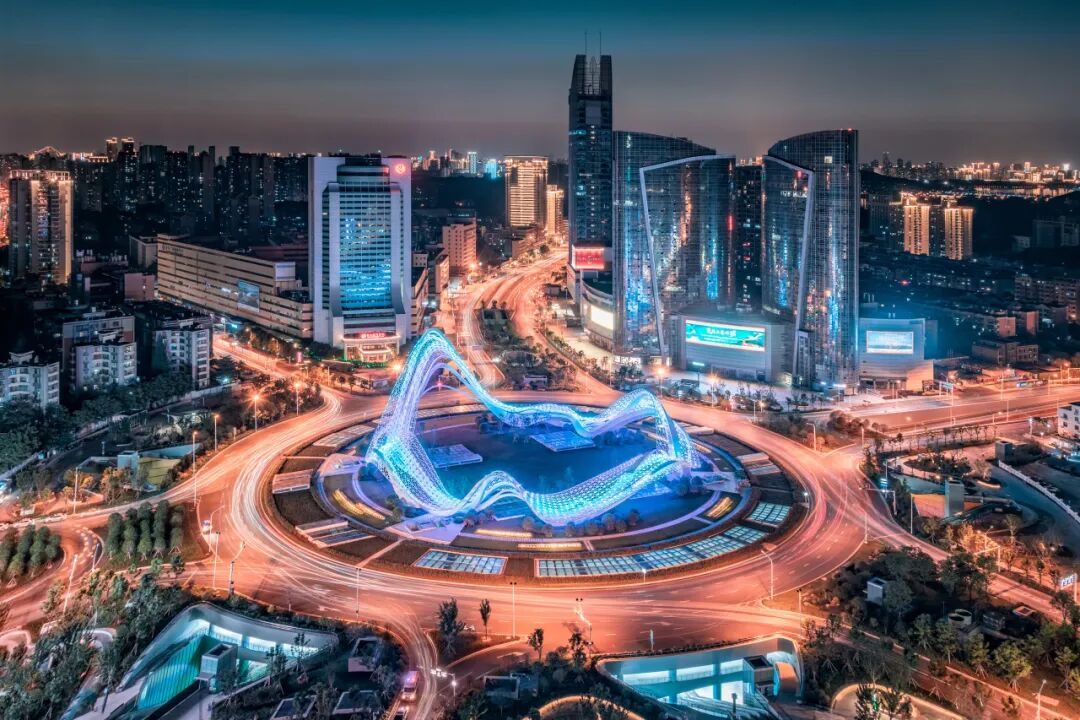 万亿消费城市之争,中部不再“缺位”(图6) 万亿消费城市之争,中部不再“缺位”(图6)