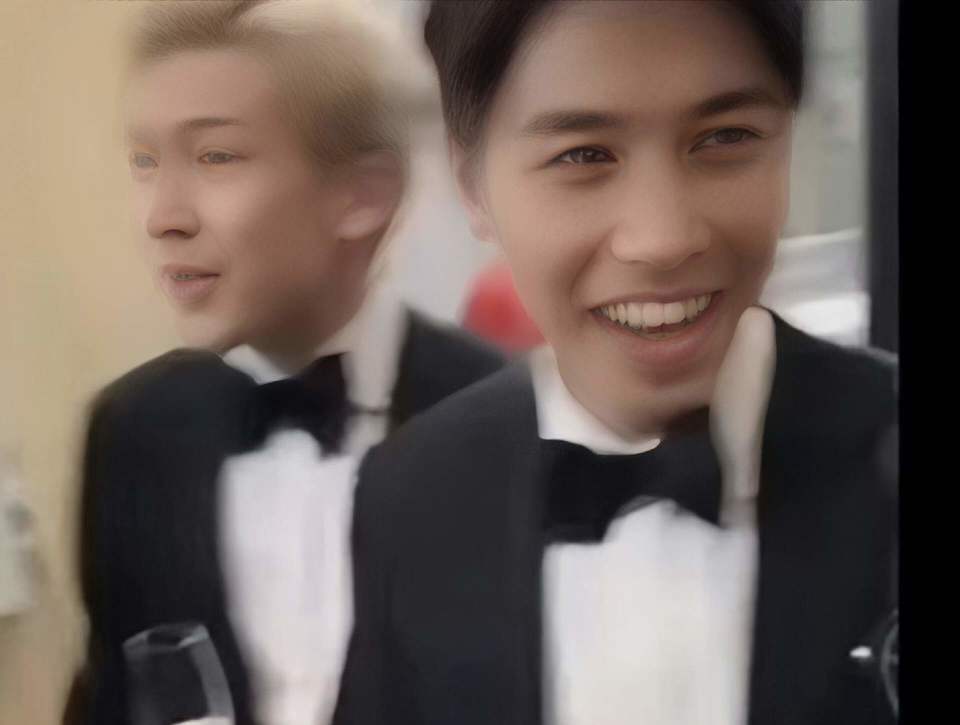 香港知名男星和同性密友出游，对方家庭背景显赫，恋情传足五年(图2)