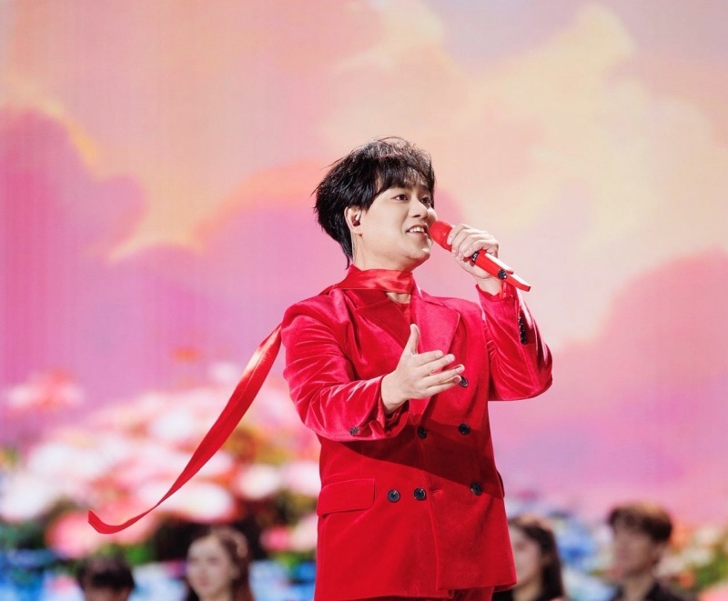 零点相拥共启新章洛琦跨年歌声响应时代强音温暖共鸣家国情怀(图4) 零点相拥共启新章洛琦跨年歌声响应时代强音温暖共鸣家国情怀(图4)