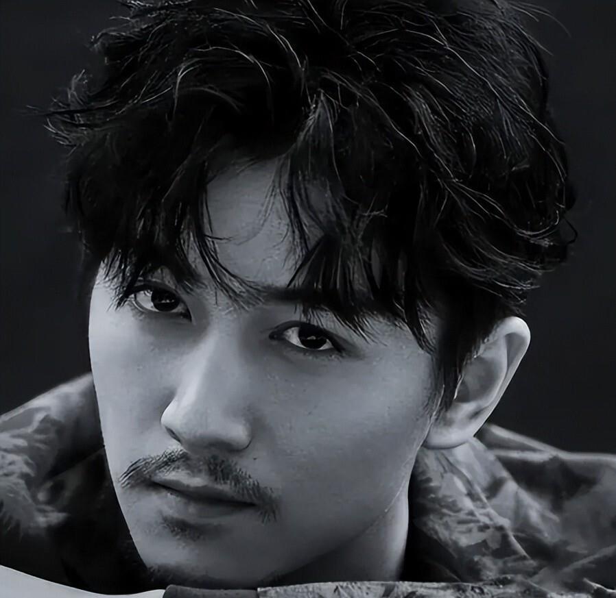 没有对比就没有伤害！离婚一年后，陈晓和陈妍希现状已天差地别！(图23)