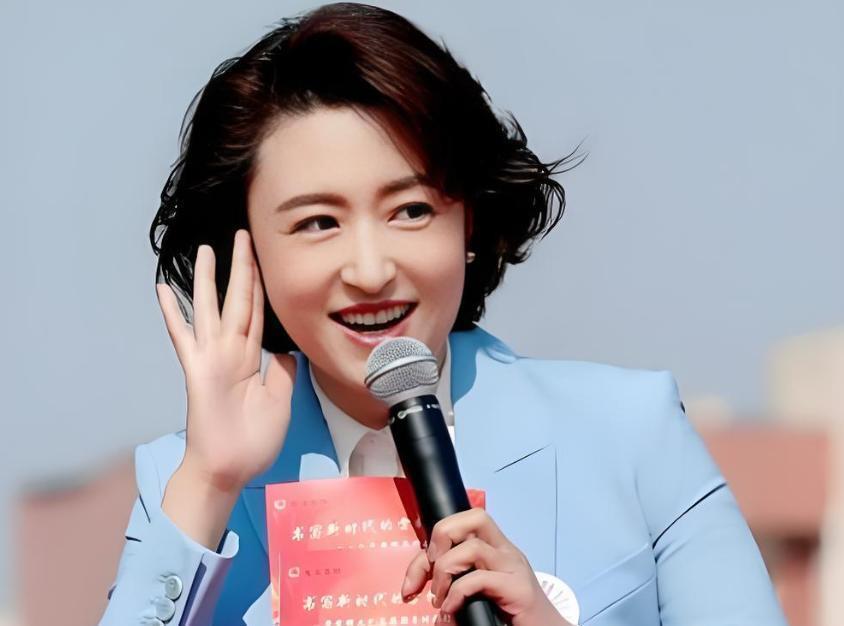 包养四名男子,嫁给63岁富翁央视女主持私生活谣言简直不要太荒唐(图10)