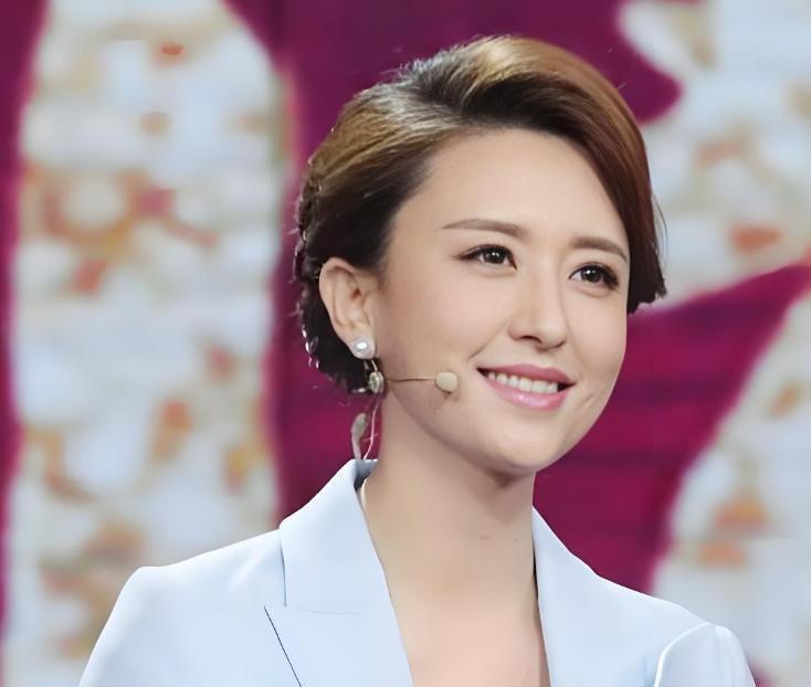 包养四名男子,嫁给63岁富翁央视女主持私生活谣言简直不要太荒唐(图14)