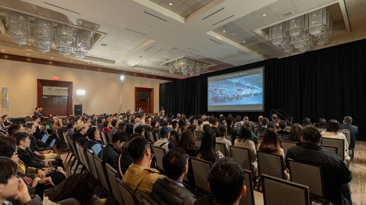 FF宣布FX Super One三阶段交付发布机器人战略 预计三年内现金流为正(图2) FF宣布FX Super One三阶段交付发布机器人战略 预计三年内现金流为正(图2)