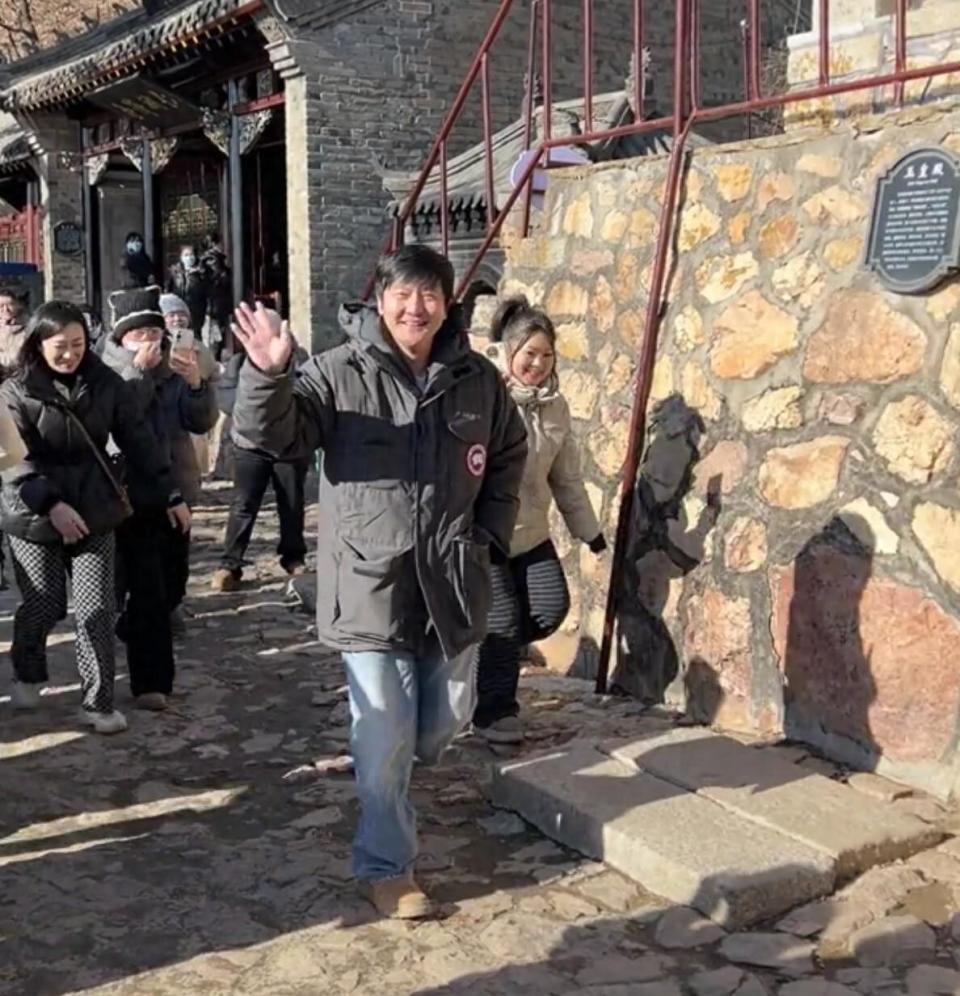 郭京飞再上大孤山！加拿大鹅穿出大衣感，被