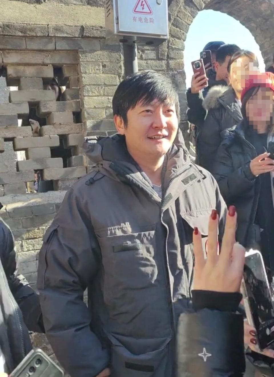 郭京飞再上大孤山！加拿大鹅穿出大衣感，被路人包围很受欢迎(图7)