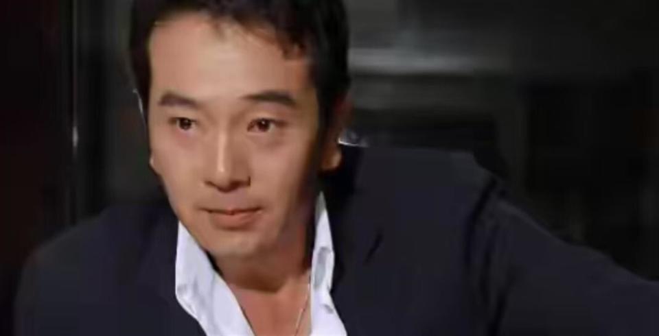 明明不差钱，却节俭到倪萍都看不下去，零绯闻的他戏里戏外反差大(图4)