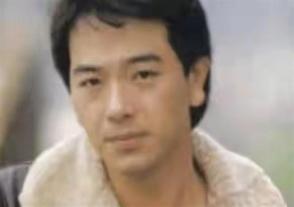 明明不差钱，却节俭到倪萍都看不下去，零绯闻的他戏里戏外反差大(图15)