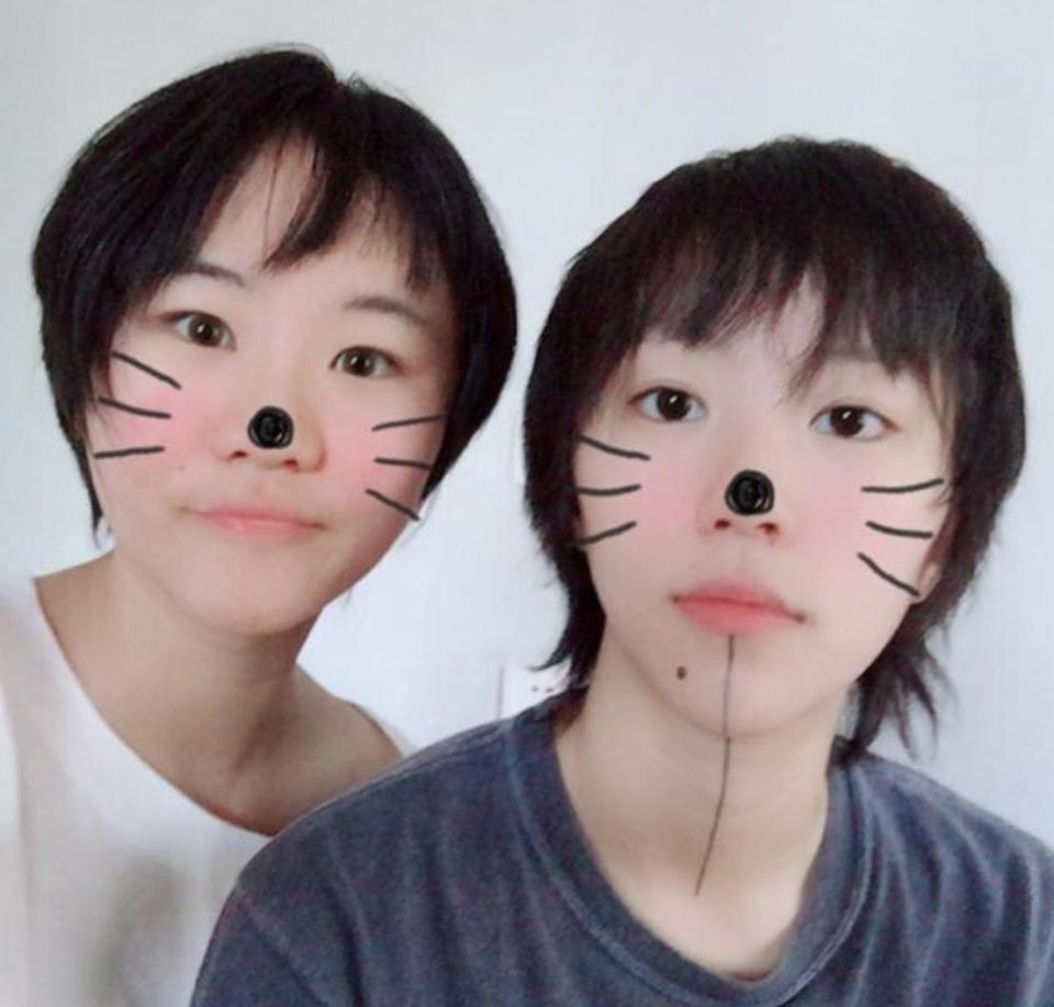 窦唯的两个女儿长得也太像窦颖了，“侄女像姑姑”说得一点也没错(图9)