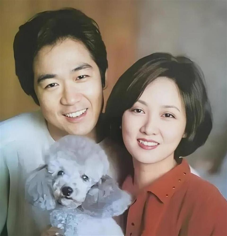 邓婕：继子不省心，丈夫张国立打工还债不回家，她仍困于离婚协议(图4)