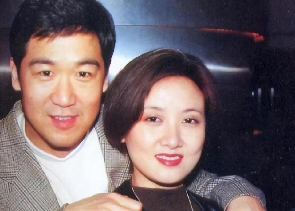 邓婕：继子不省心，丈夫张国立打工还债不回家，她仍困于离婚协议(图14)