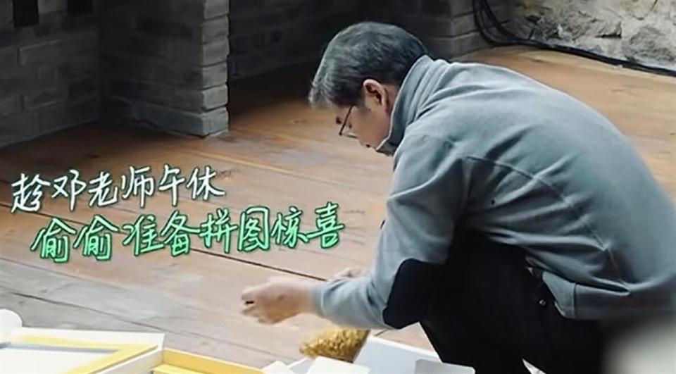 邓婕：继子不省心，丈夫张国立打工还债不回家，她仍困于离婚协议(图15)