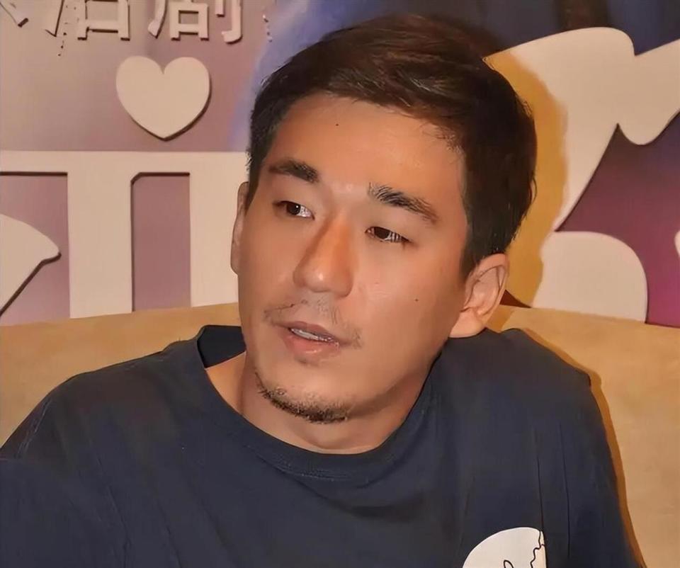 邓婕：继子不省心，丈夫张国立打工还债不回家，她仍困于离婚协议(图17)