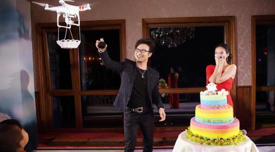 汪峰也没想到，养了10年的女儿醒醒，如今竟成了章子怡唯一的依靠(图7)