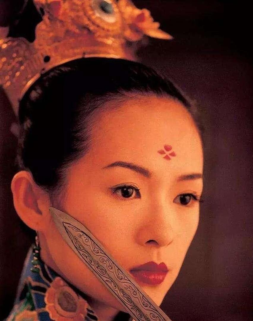 汪峰也没想到，养了10年的女儿醒醒，如今竟成了章子怡唯一的依靠(图14)