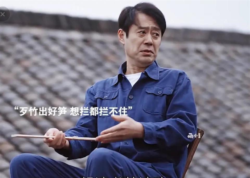 53岁刘钧现状：住北京郊区别墅，一直未婚与小猫作伴，自己做饭吃(图4)