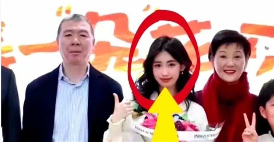 世上没有后悔药？离婚传闻真相大白后的徐帆，已经走了另一条路(图8)