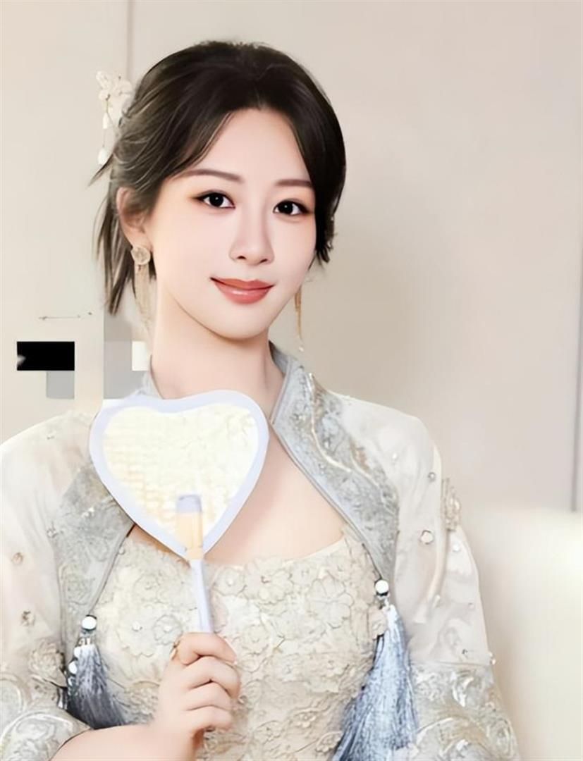 大反差!马思纯公然曝光杨紫私生活,网友:和想象中很不一样(图5) 大反差!马思纯公然曝光杨紫私生活,网友:和想象中很不一样(图5)