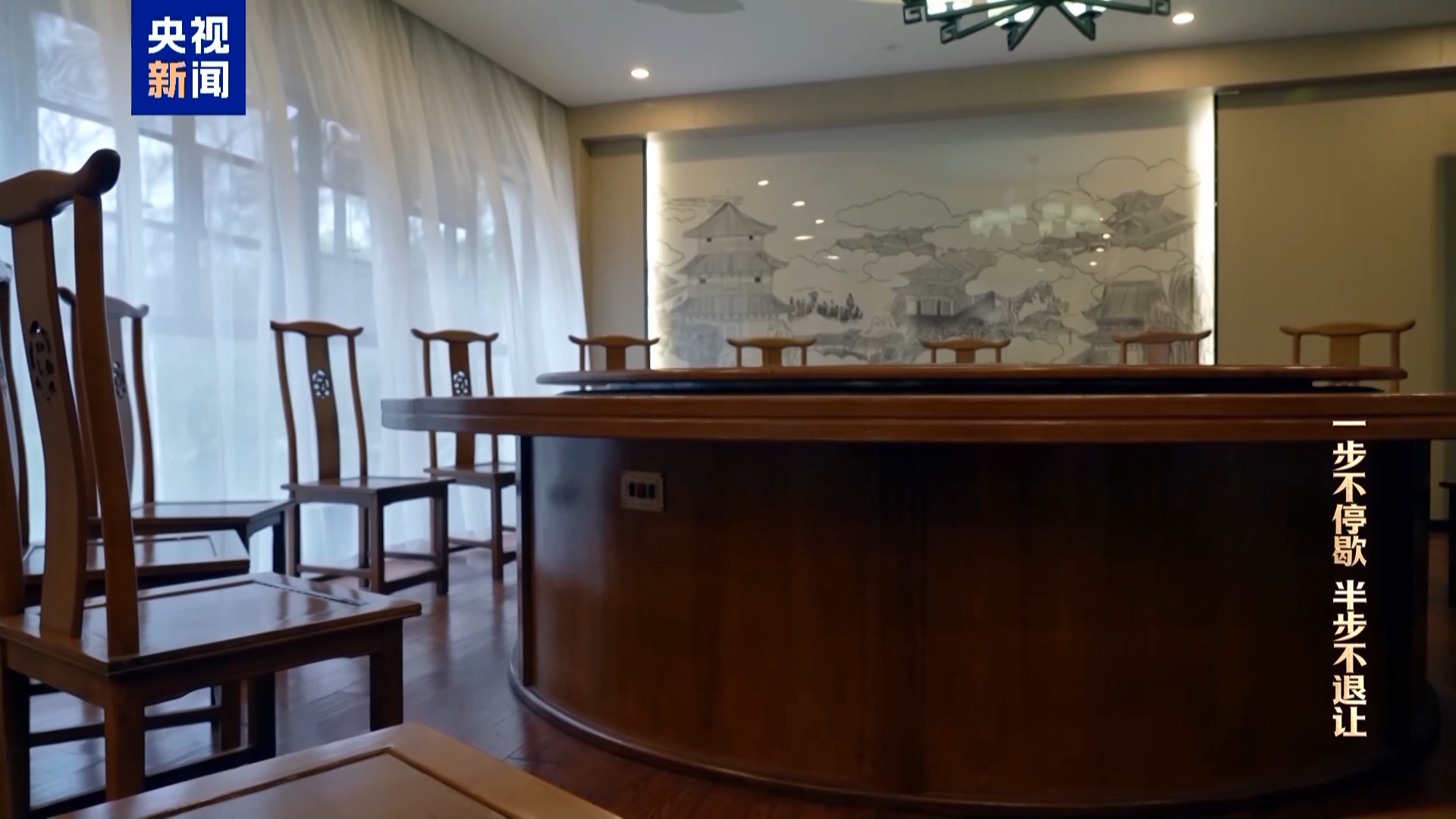 江西省原副省长洪礼和曾在机场与乘客对骂，威胁拍照者：回到南昌有你好瞧的(图9)