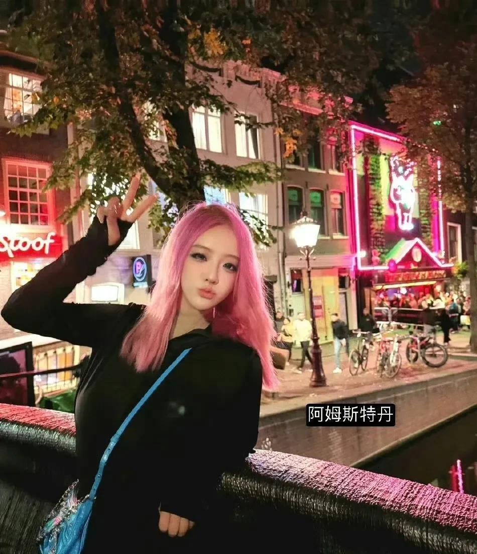 29岁网红口子姐去世，父亲病逝，自曝得梅毒，欠债太多下海惹争议(图6)