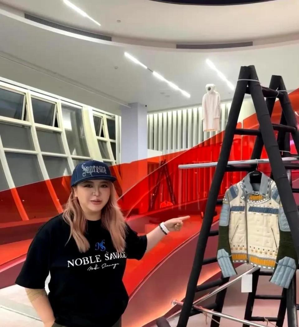 29岁网红口子姐去世，父亲病逝，自曝得梅毒，欠债太多下海惹争议(图10)