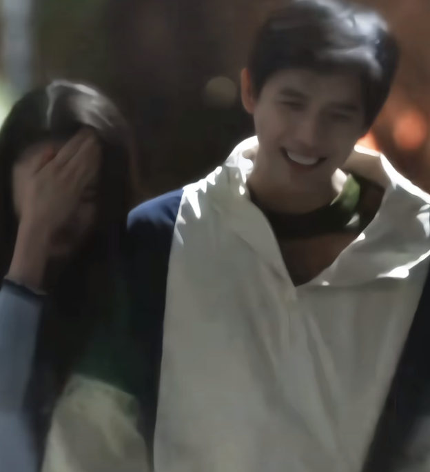 男演员身高多重要？看霍建华跟乔振宇就知道，再帅也扛不住同框(图9)