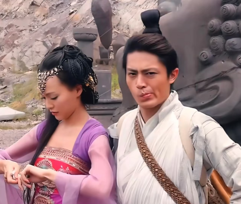 男演员身高多重要？看霍建华跟乔振宇就知道，再帅也扛不住同框(图24)