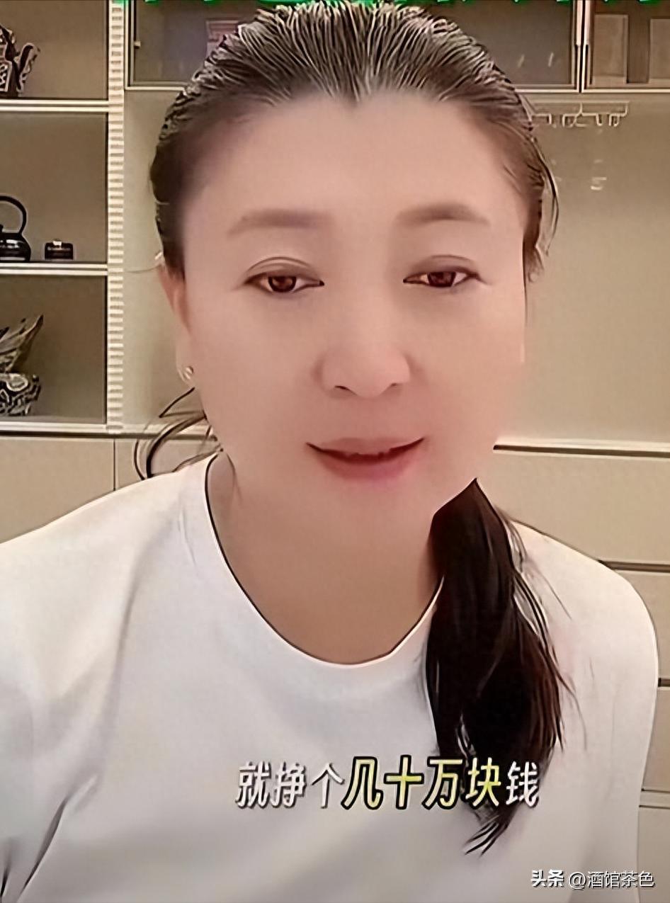 闫学晶的前夫原来是他，曾慧眼发掘小沈阳，