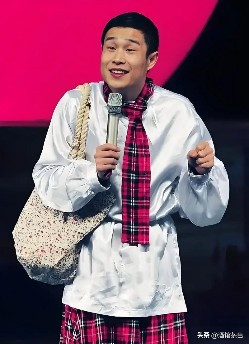 闫学晶的前夫原来是他，曾慧眼发掘小沈阳，身家不菲却行事低调(图13)