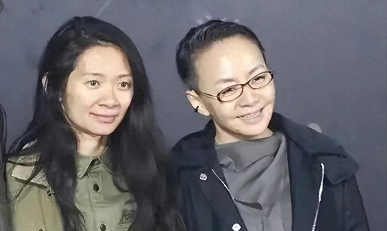 宋丹丹做梦没想到，心中这口窝囊气竟让继女给出了，章子怡没说谎(图1)