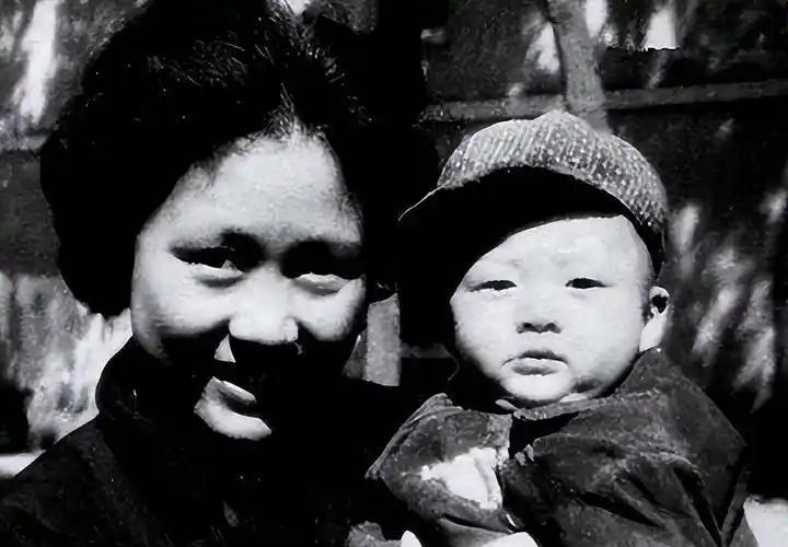 他发誓要与亡妻合葬，却在4年后娶了妻子闺蜜，背后隐情令人震惊(图9)