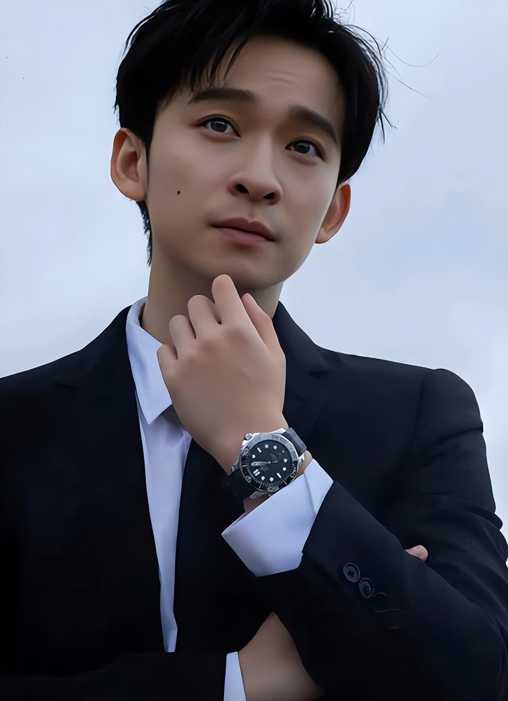 离婚3年后，31岁董子健再次官宣喜讯，已是孙怡高攀不起的存在！(图7)