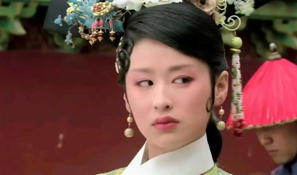 颖儿带女儿回付辛博老家！不住婆家住酒店，公婆罕露面都好宠孙女(图6)