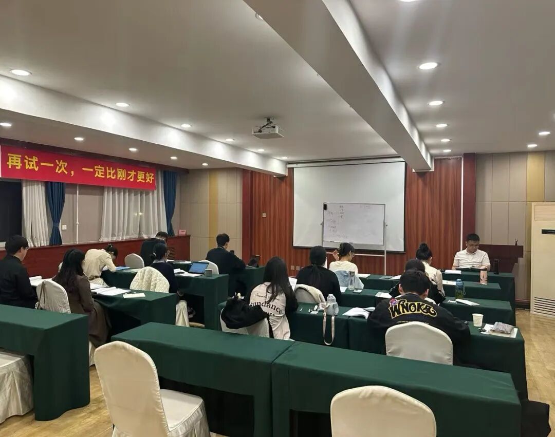 考公救不了“失意”中年人(图8)