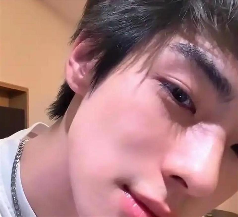 婚前出轨、顶流女星生子、自曝恋情，1月刚过半，娱乐圈又有新瓜(图2)