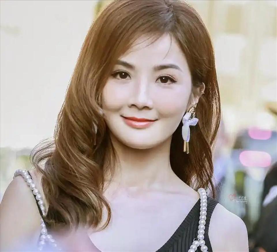 婚前出轨、顶流女星生子、自曝恋情，1月刚过半，娱乐圈又有新瓜(图11)