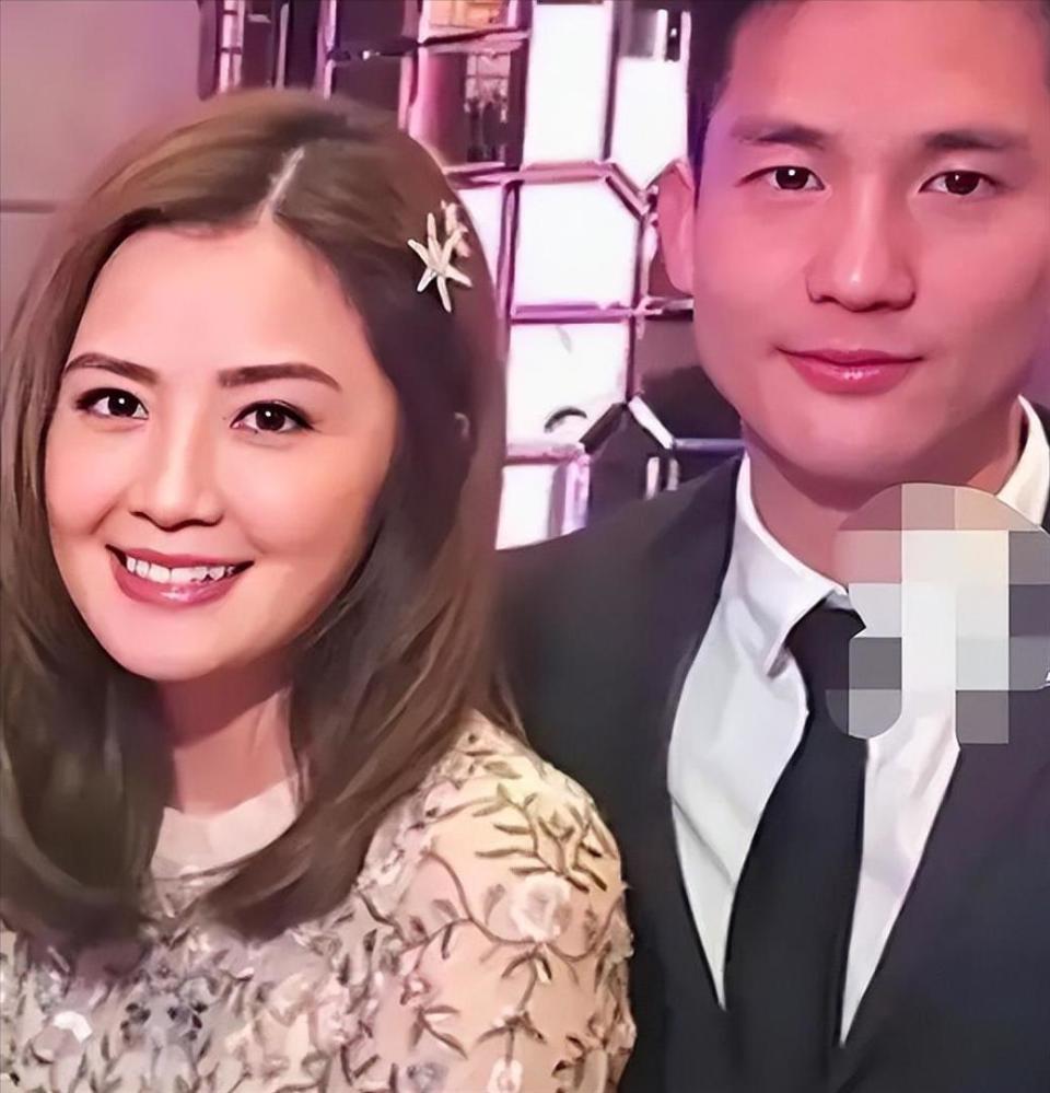 婚前出轨、顶流女星生子、自曝恋情，1月刚过半，娱乐圈又有新瓜(图14)