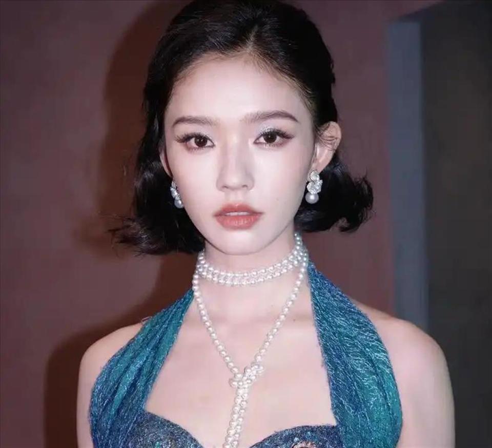 婚前出轨、顶流女星生子、自曝恋情，1月刚过半，娱乐圈又有新瓜(图29)