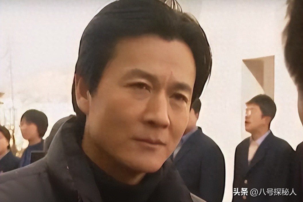 原来他早已去世,15岁演戏44岁走红,47岁患癌离世,哥哥是熟面孔(图1) 原来他早已去世,15岁演戏44岁走红,47岁患癌离世,哥哥是熟面孔(图1)