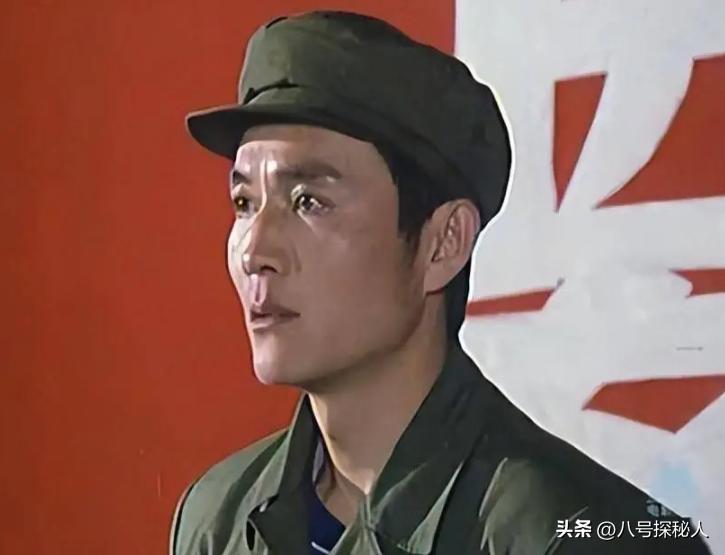 原来他早已去世,15岁演戏44岁走红,47岁患癌离世,哥哥是熟面孔(图26) 原来他早已去世,15岁演戏44岁走红,47岁患癌离世,哥哥是熟面孔(图26)