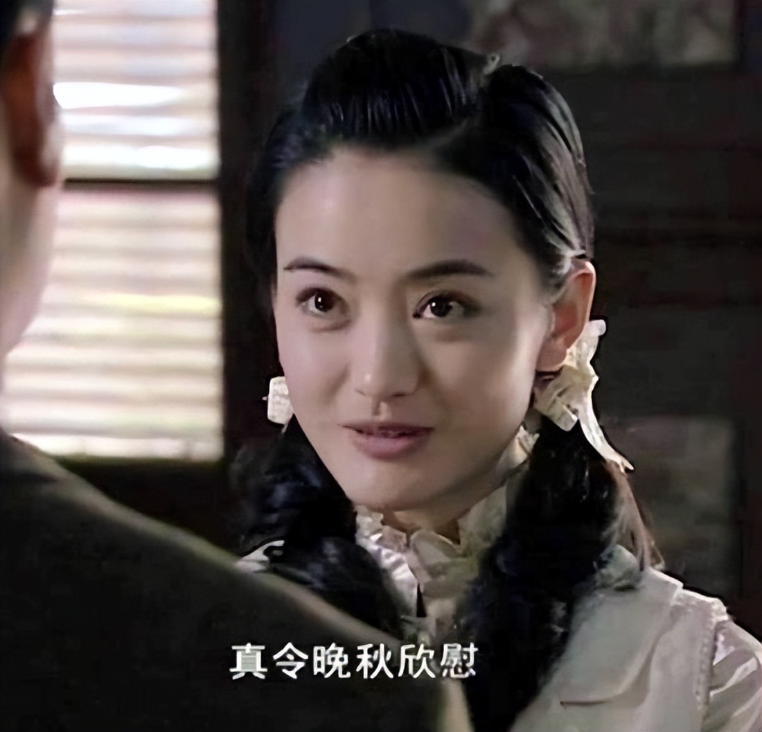 41岁朱杰参加聚会，回应多年没拍戏，官宣生下双胞胎，孩子都6岁(图10)