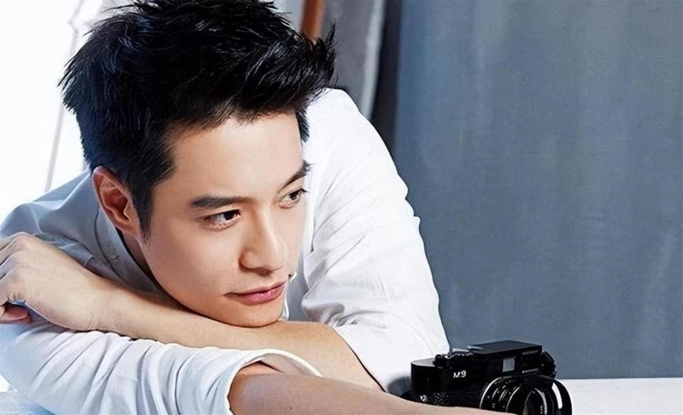 45岁萧亚轩依然单身未婚，她的前任已经怀上二胎，也是姐弟恋(图11)