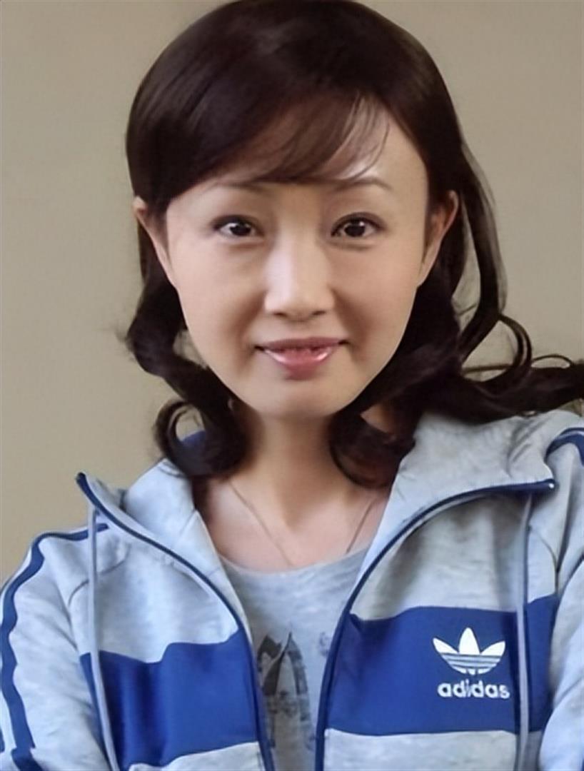 装不下去了吧？前女友曝保剑锋婚前偷吃，恶心的事还是发生了(图4)